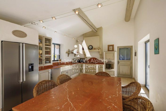 Image No.8-4 Bed House for sale