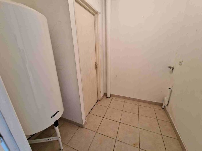 Image No.11-2 Bed House for sale