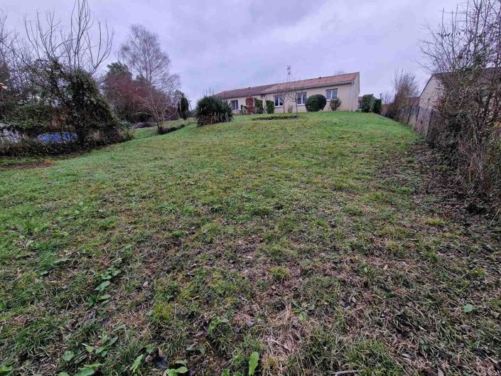 Image No.2-2 Bed House for sale