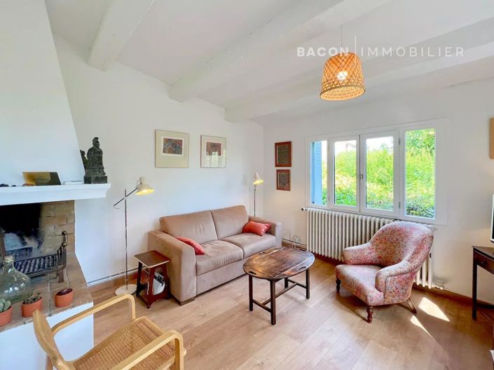 Image No.8-3 Bed House for sale