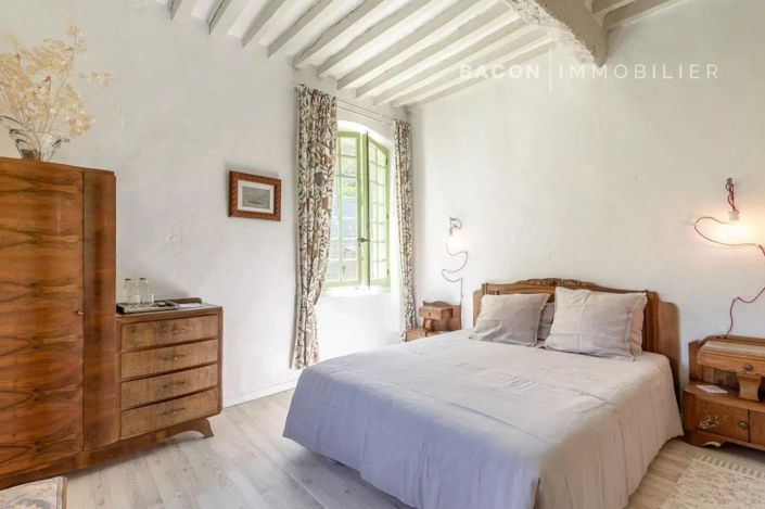 Image No.9-4 Bed House for sale