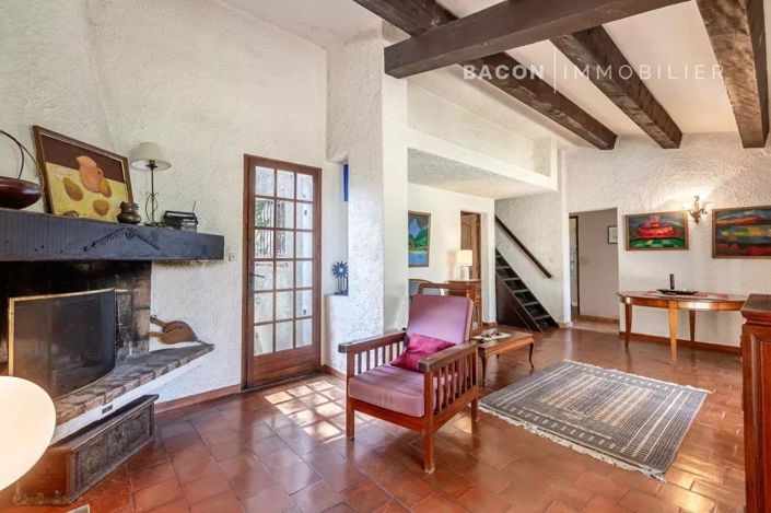 Image No.5-3 Bed House for sale