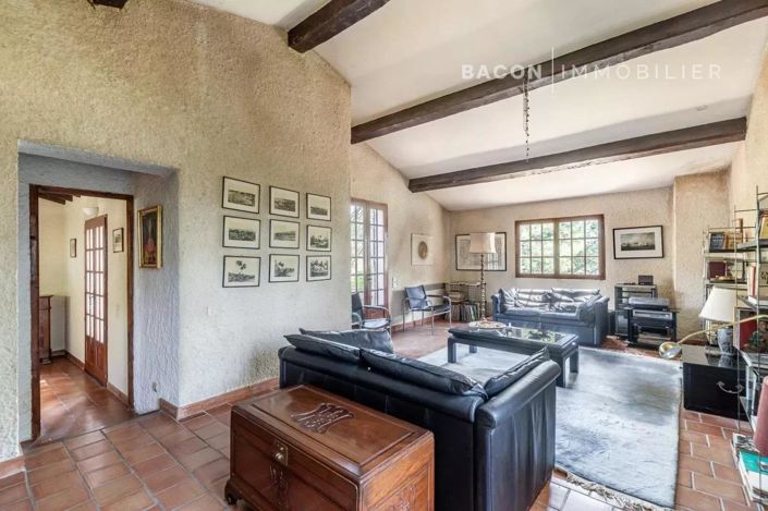 Image No.6-3 Bed House for sale