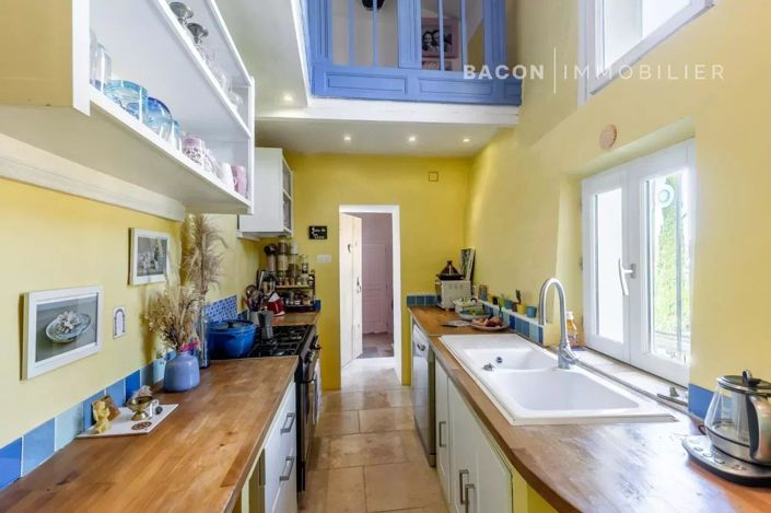 Image No.9-2 Bed House for sale