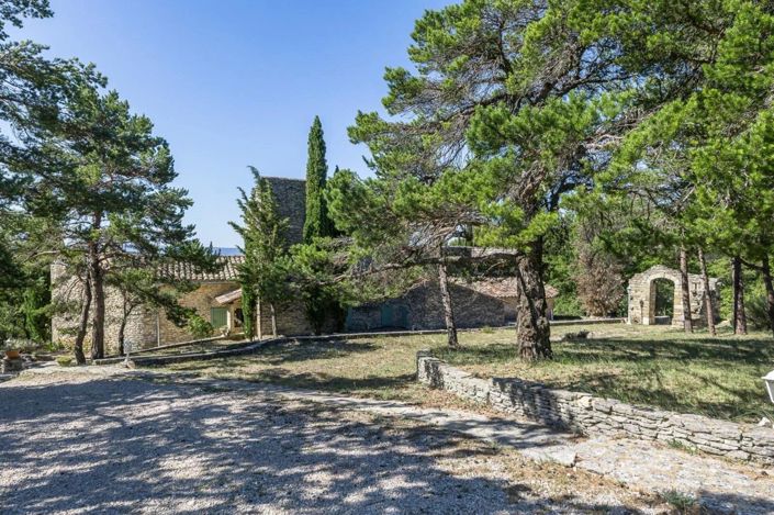 Image No.6-6 Bed House for sale