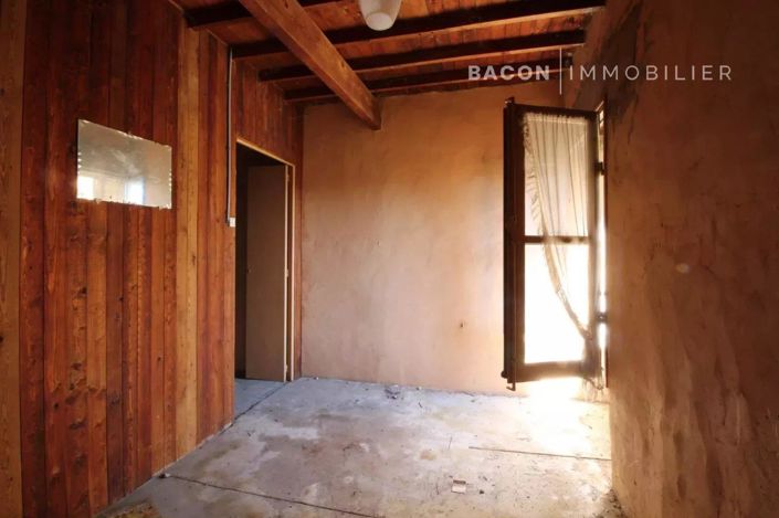 Image No.5-House for sale