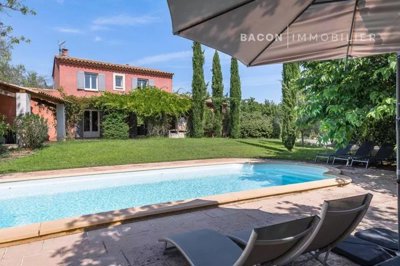1 - Roussillon, House