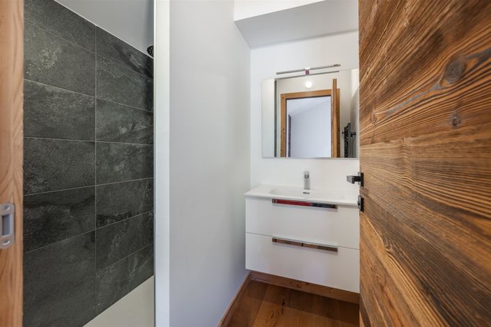 Image No.23-3 Bed Apartment for sale