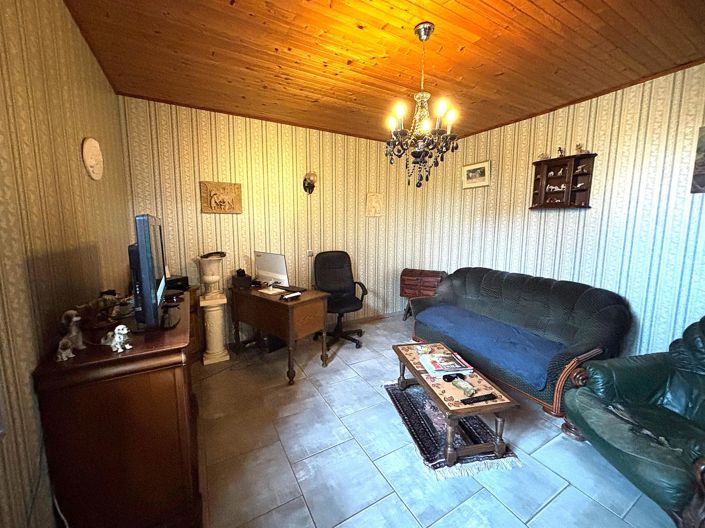 Image No.11-4 Bed House for sale