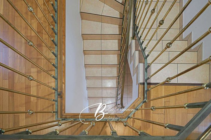 Image No.19-5 Bed House for sale