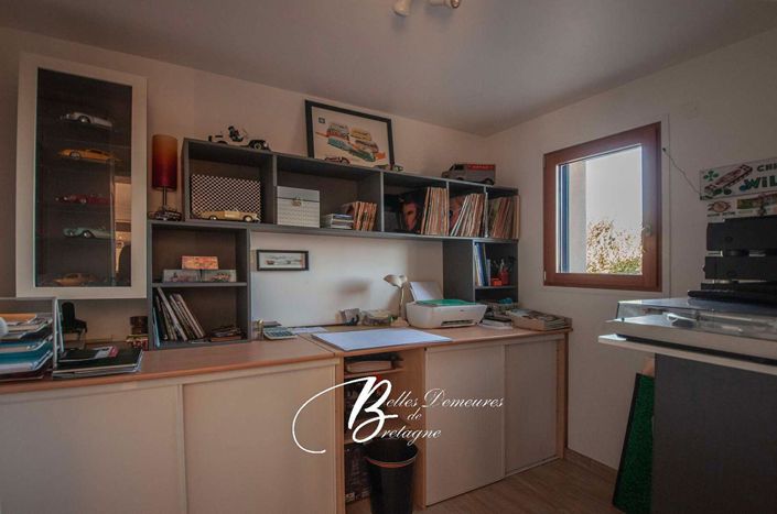 Image No.10-4 Bed House for sale