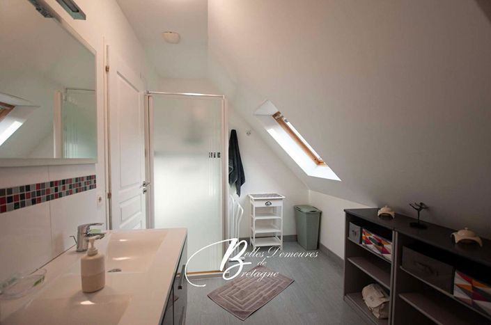 Image No.14-4 Bed House for sale