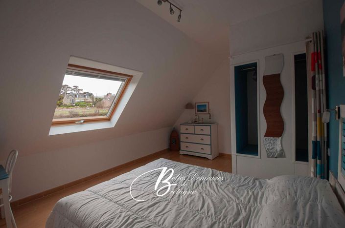 Image No.16-4 Bed House for sale