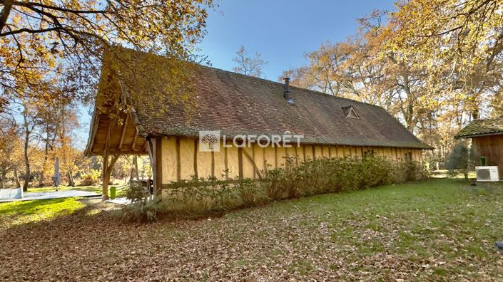 Image No.17-3 Bed Property for sale