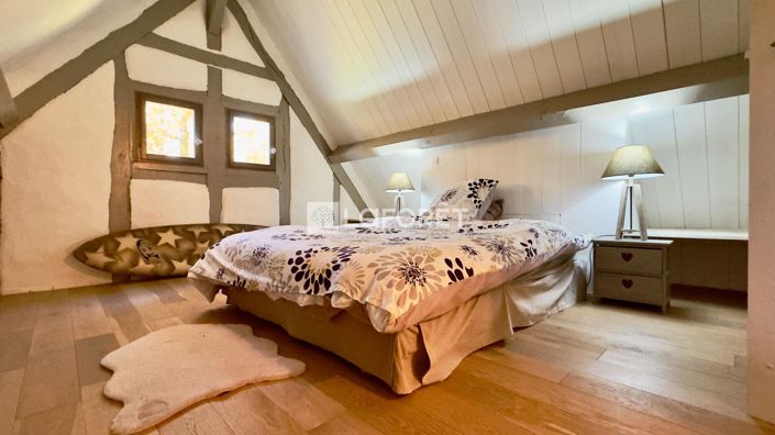 Image No.8-3 Bed Property for sale