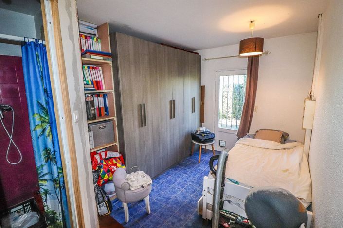 Image No.13-3 Bed House for sale