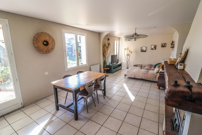 Image No.7-3 Bed House for sale