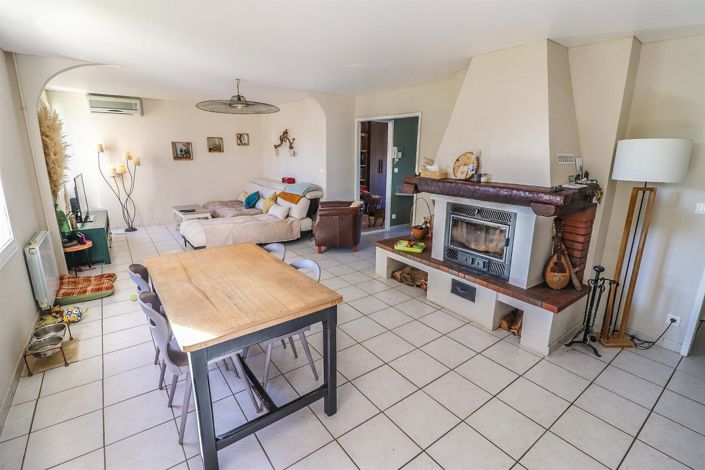 Image No.9-3 Bed House for sale