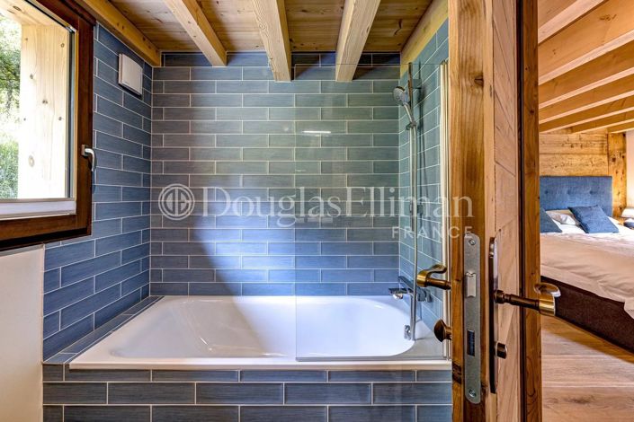 Image No.14-7 Bed House for sale