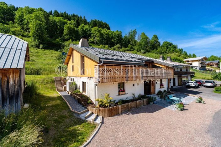 Image No.24-7 Bed House for sale