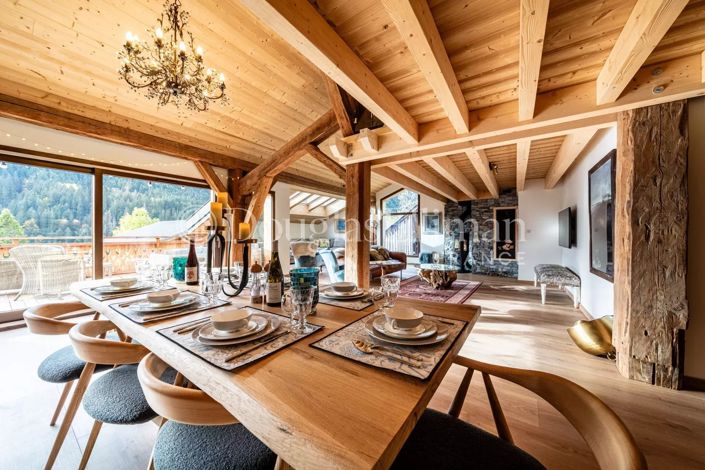 Image No.5-7 Bed House for sale
