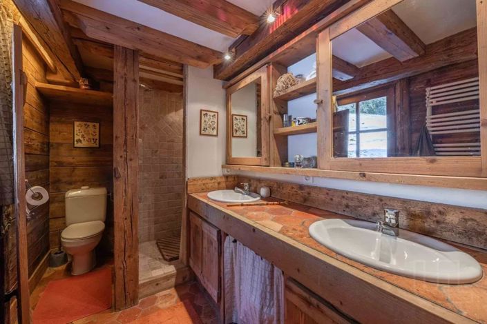 Image No.6-4 Bed House for sale