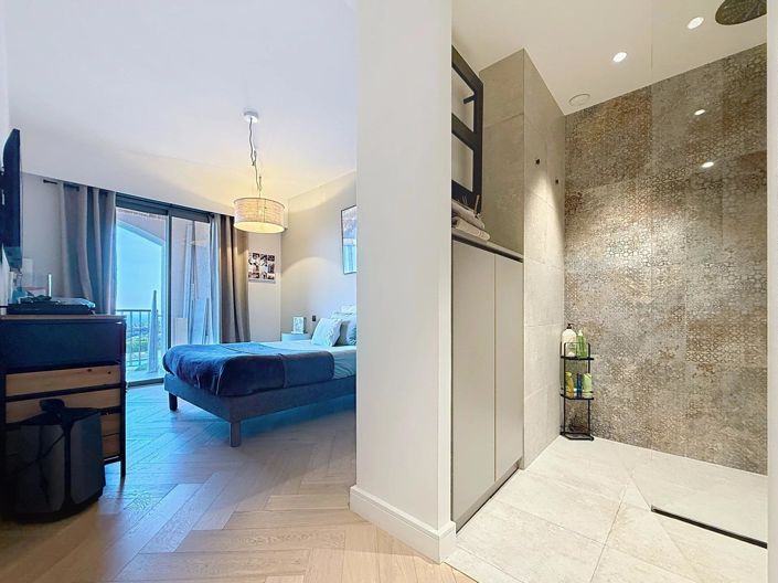 Image No.13-4 Bed Apartment for sale