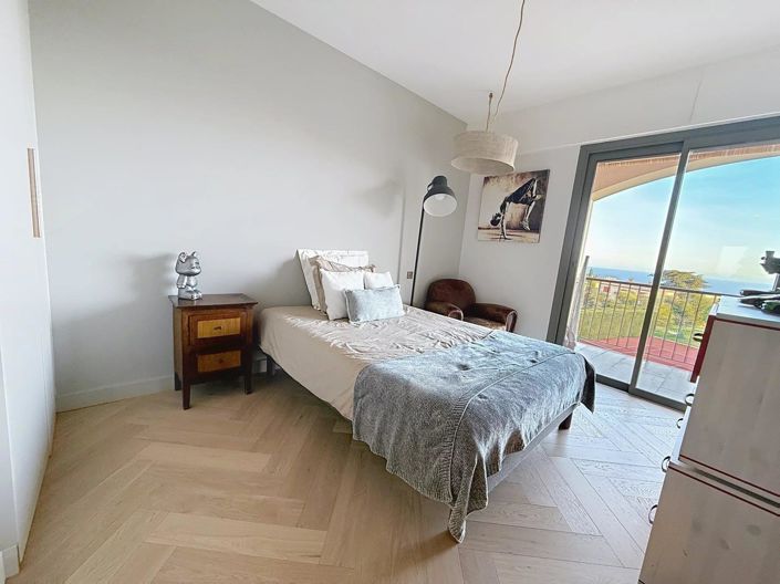 Image No.15-4 Bed Apartment for sale