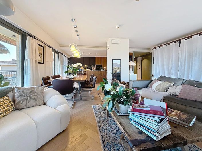 Image No.4-4 Bed Apartment for sale