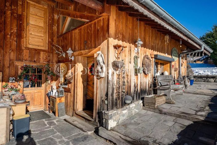 Image No.10-2 Bed House for sale