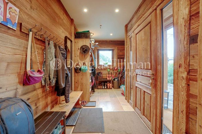 Image No.25-5 Bed House for sale