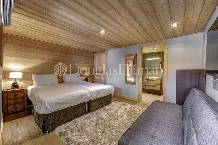 Image No.13-5 Bed House for sale