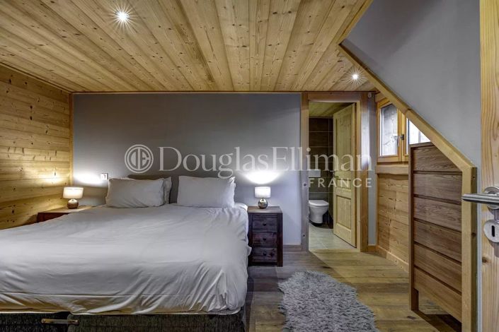 Image No.14-5 Bed House for sale