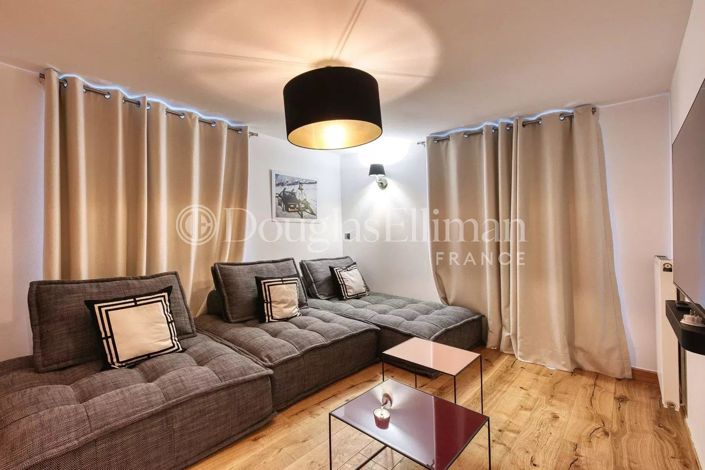 Image No.18-8 Bed House for sale