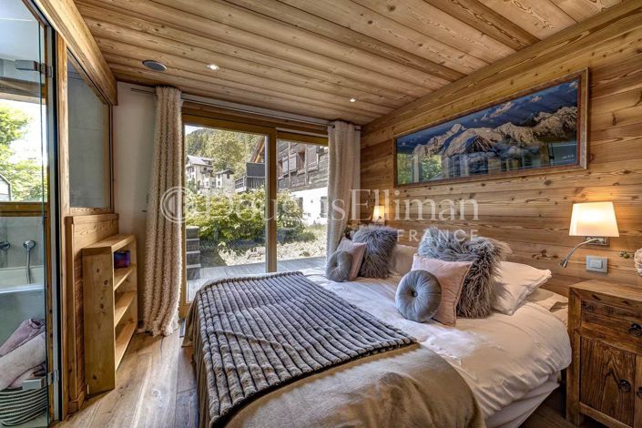 Image No.16-4 Bed House for sale