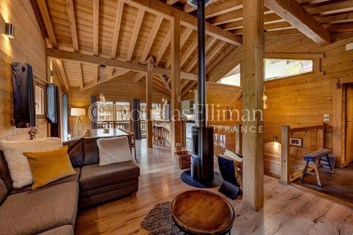 Image No.5-6 Bed House for sale