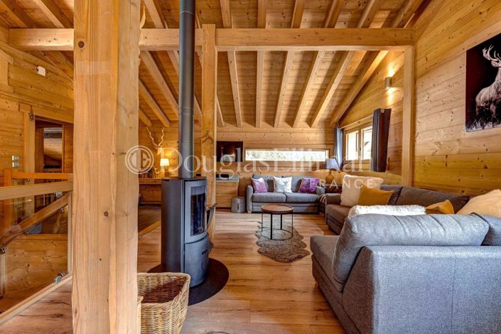 Image No.6-6 Bed House for sale