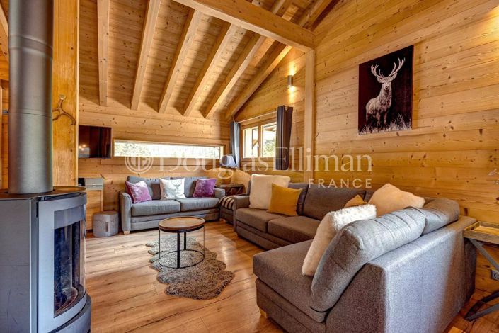 Image No.7-6 Bed House for sale