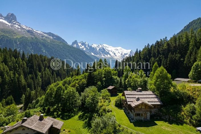 Image No.2-6 Bed House for sale