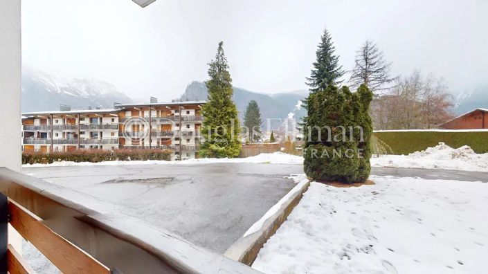 Image No.10-3 Bed Apartment for sale