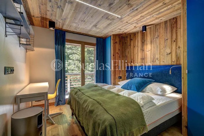 Image No.10-4 Bed House for sale