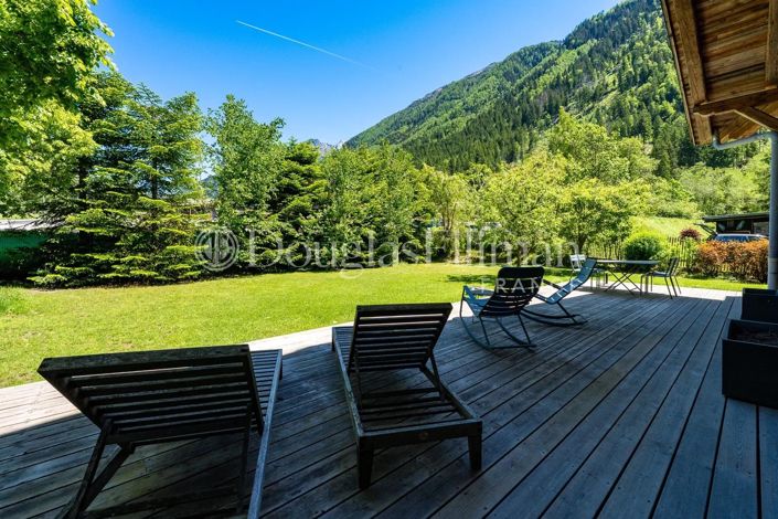 Image No.18-4 Bed House for sale