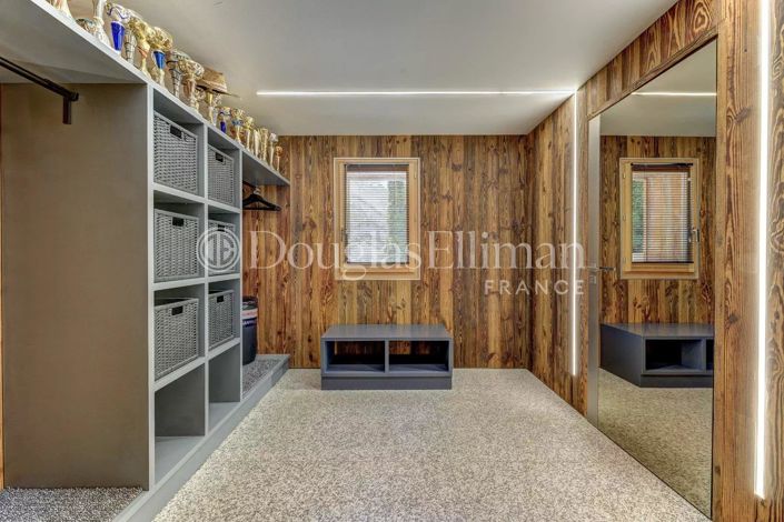 Image No.19-4 Bed House for sale