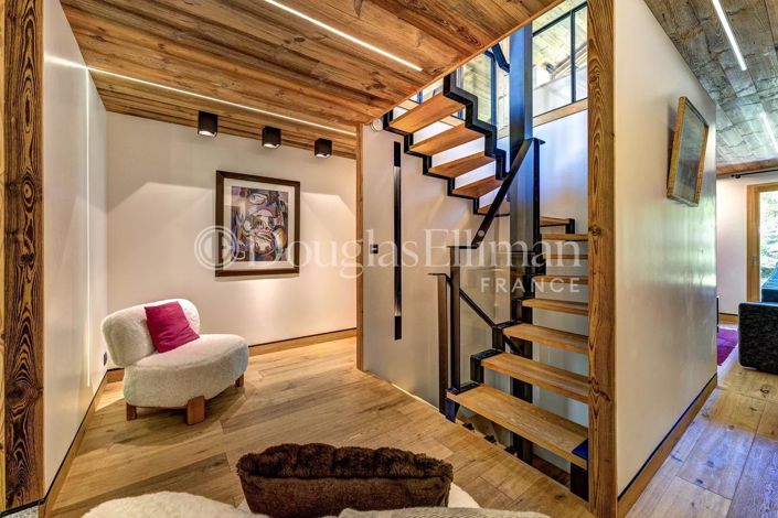 Image No.8-4 Bed House for sale