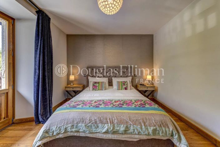 Image No.9-3 Bed Apartment for sale