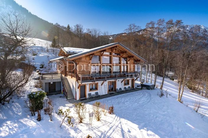 Image No.24-6 Bed House for sale
