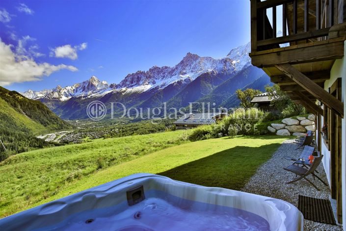 Image No.3-6 Bed House for sale