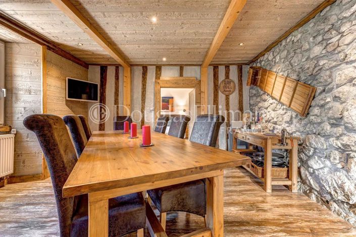 Image No.5-8 Bed House for sale