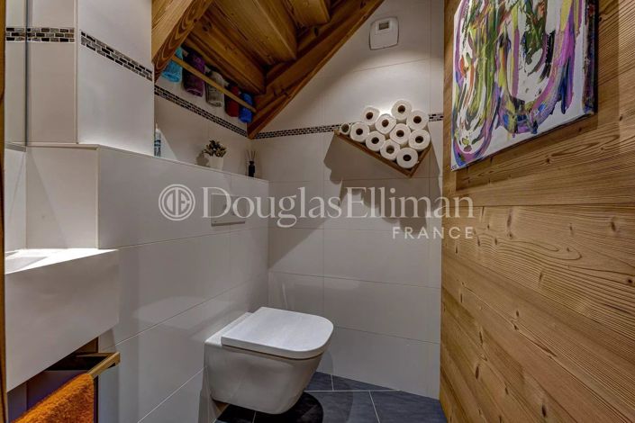 Image No.16-3 Bed House for sale