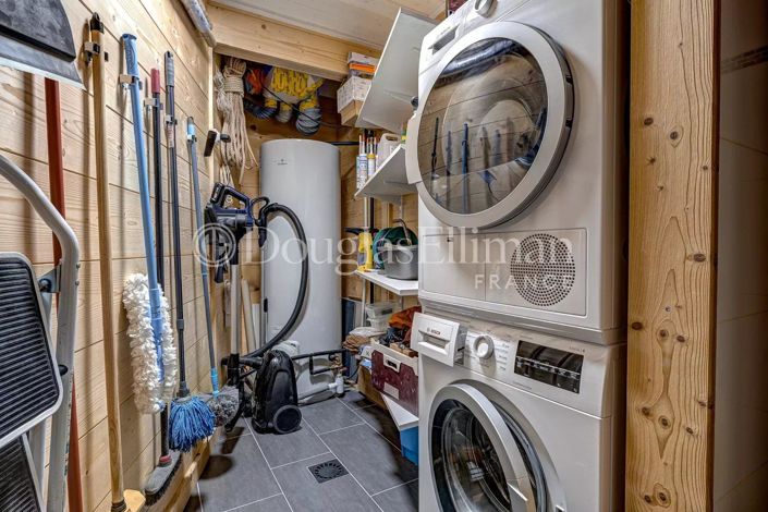 Image No.18-3 Bed House for sale